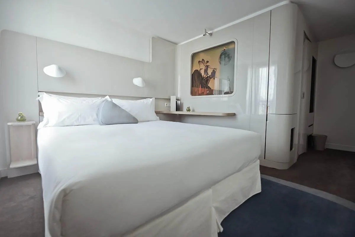 Hotel Le Marcel Paris Gare De L'Est 4*,  France