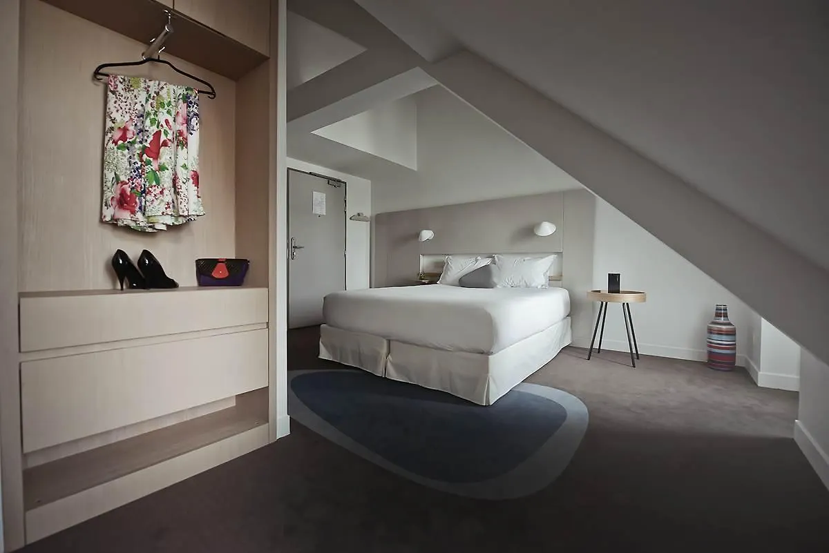 Hotel Le Marcel Paris Gare De L'Est 4*,