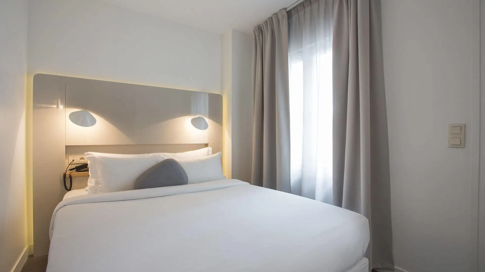 Hotel Le Marcel Paris Gare De L'Est